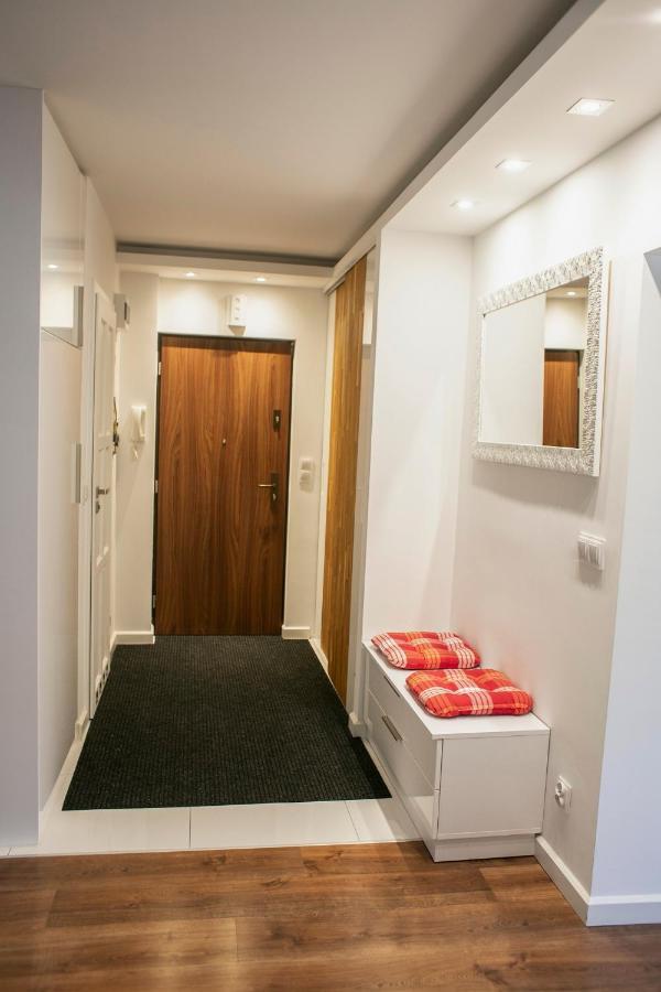 Best Apartment Тарнув Экстерьер фото